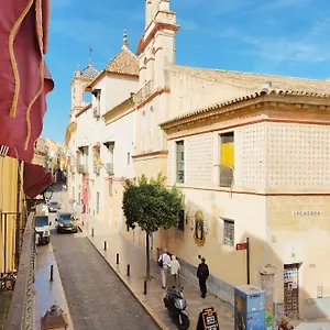 Homeyseville- Bright At Santa Cruz 6 Pax, Parking Optional Appartamento